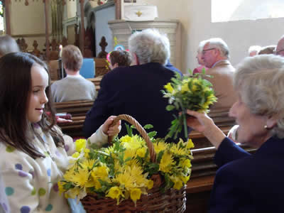 Mothering Sunday at Great Leigh by Pat Watkinson